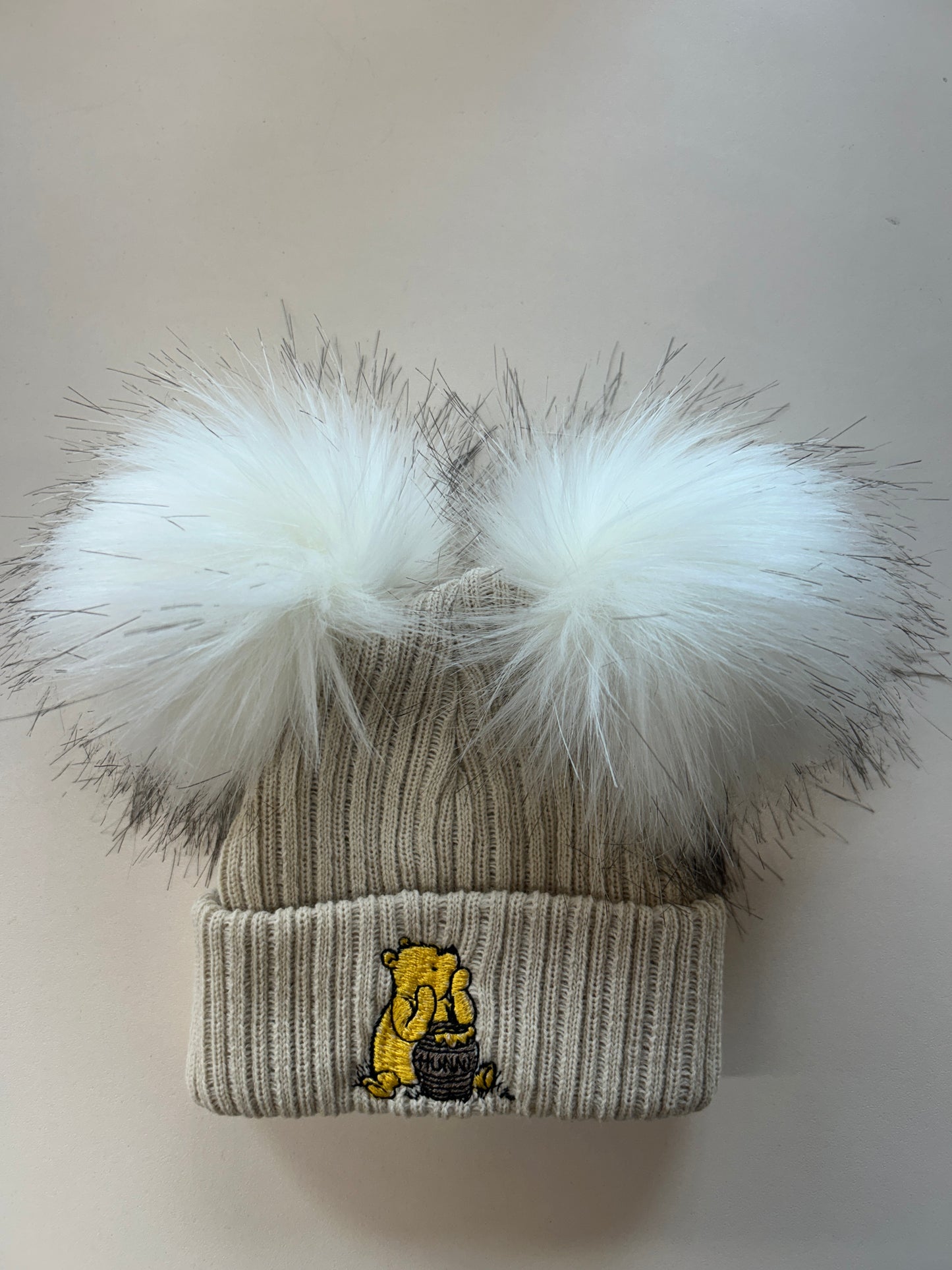 Double Pom Hat Winnie The Pooh - First Size