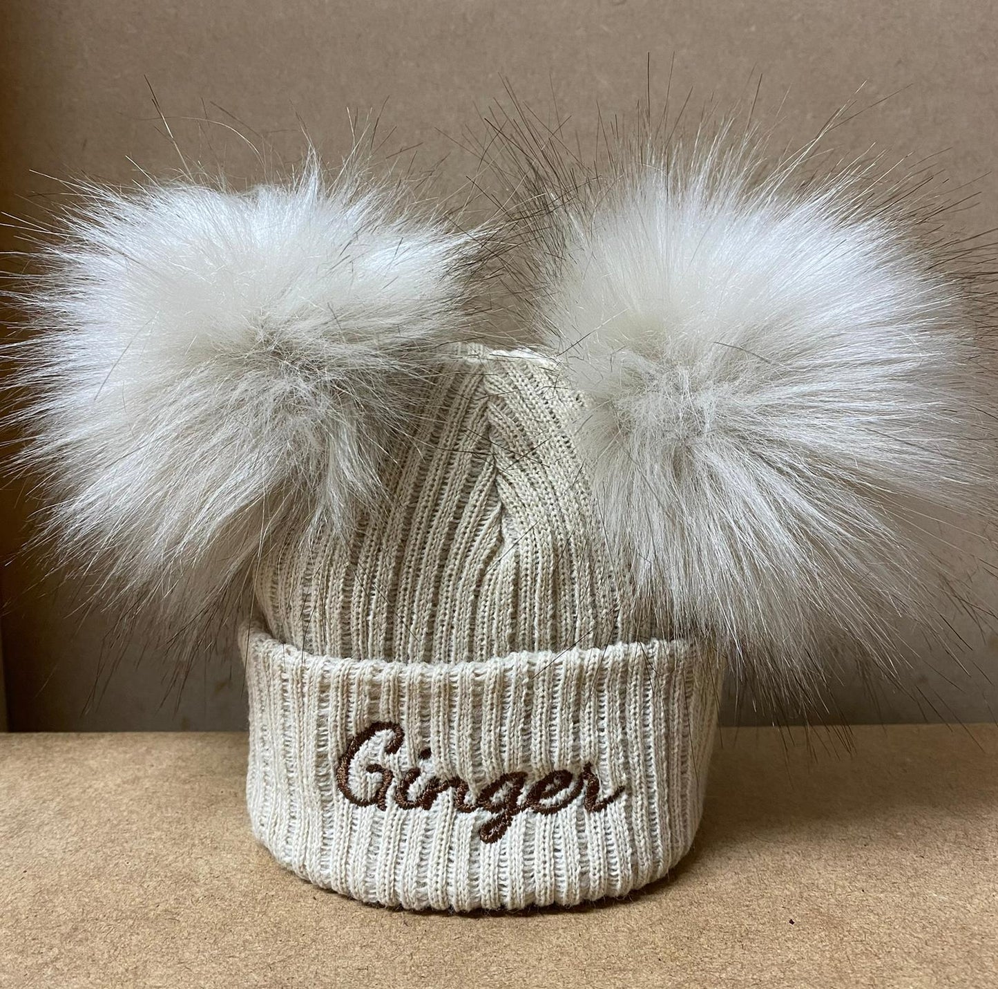 Beige Double Pom hat - First Size