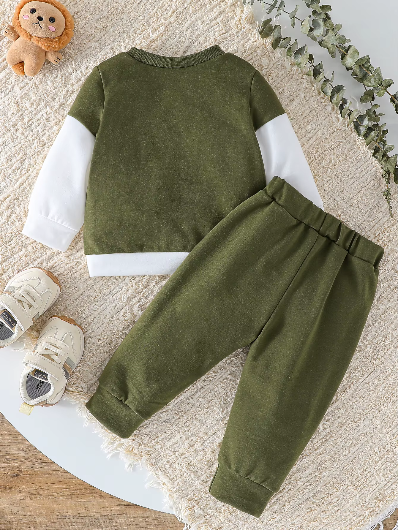 Sweater Tracksuit set khaki/white personalised kids name